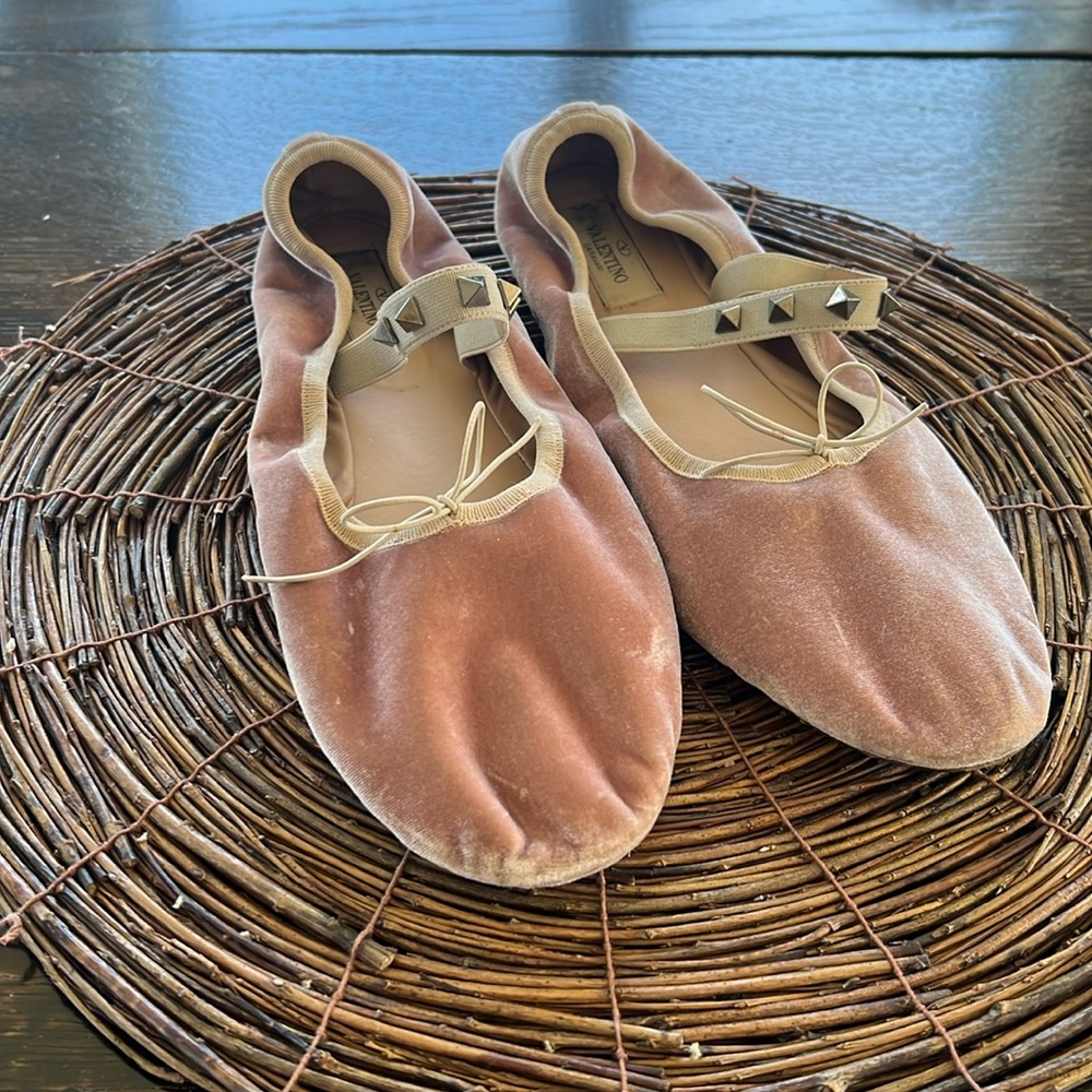 Valentino Rockstud velvet ballet flats